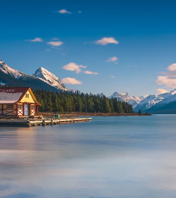 17 Unforgettable Things to Do in Jasper (A Canadian’s Guide)
