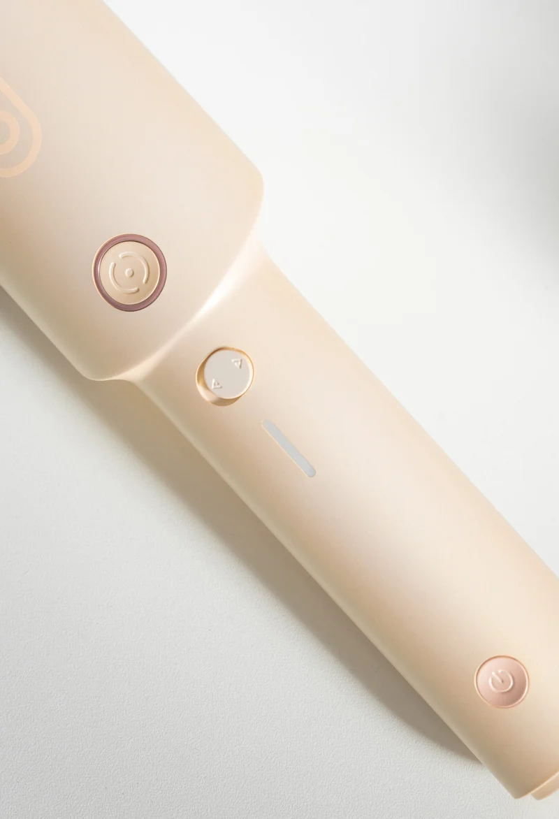 CurlPro in use on thick wavy hair