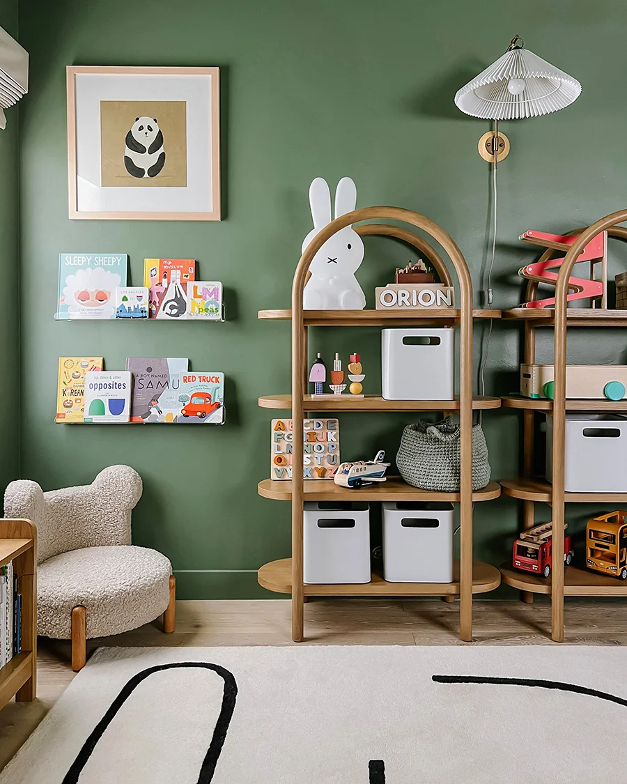 Toddler room furniture with arch shelves and bear chair