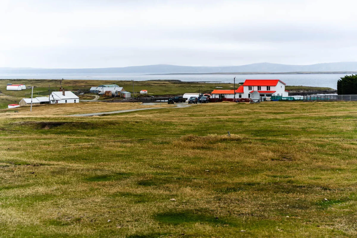 Falkland Islands farmhouse among green rolling hills